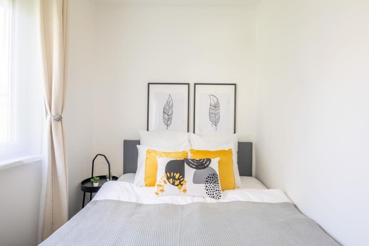 Sunny Balcony - Cute And Cozy Apartment Budapest Bagian luar foto