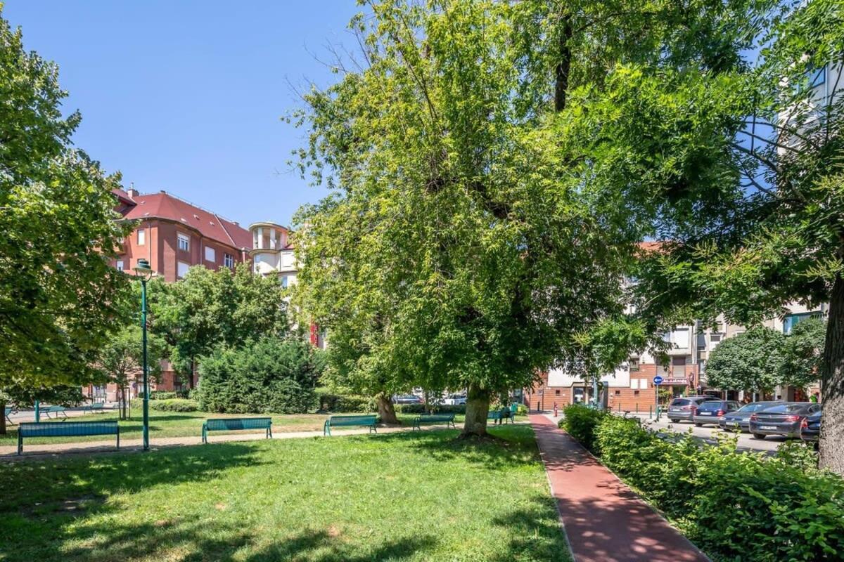 Sunny Balcony - Cute And Cozy Apartment Budapest Bagian luar foto